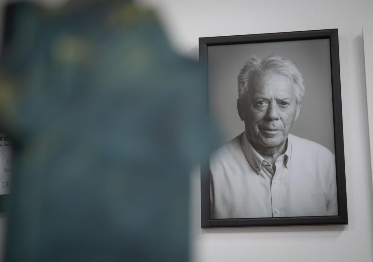 Imagen secundaria 1 - Trabajando en el estudio. 